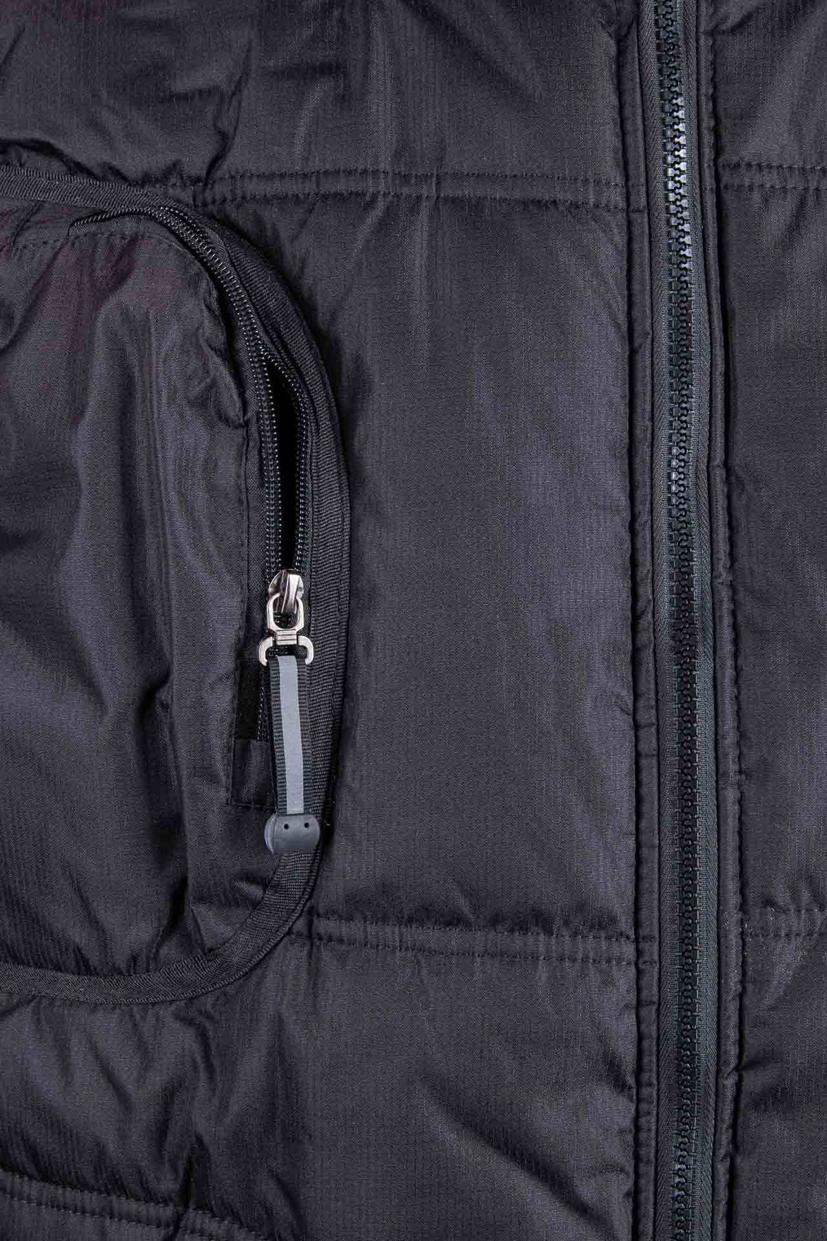 VEST NEGRA