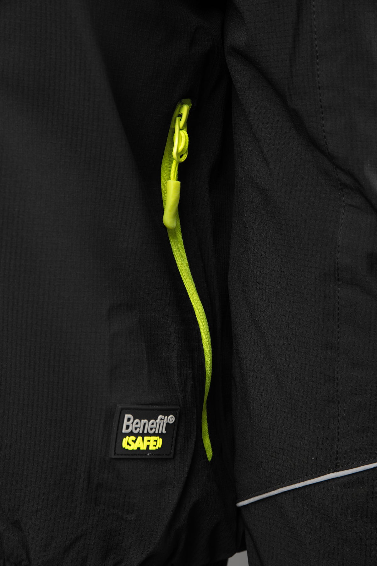 JACKET SAFE BLACK