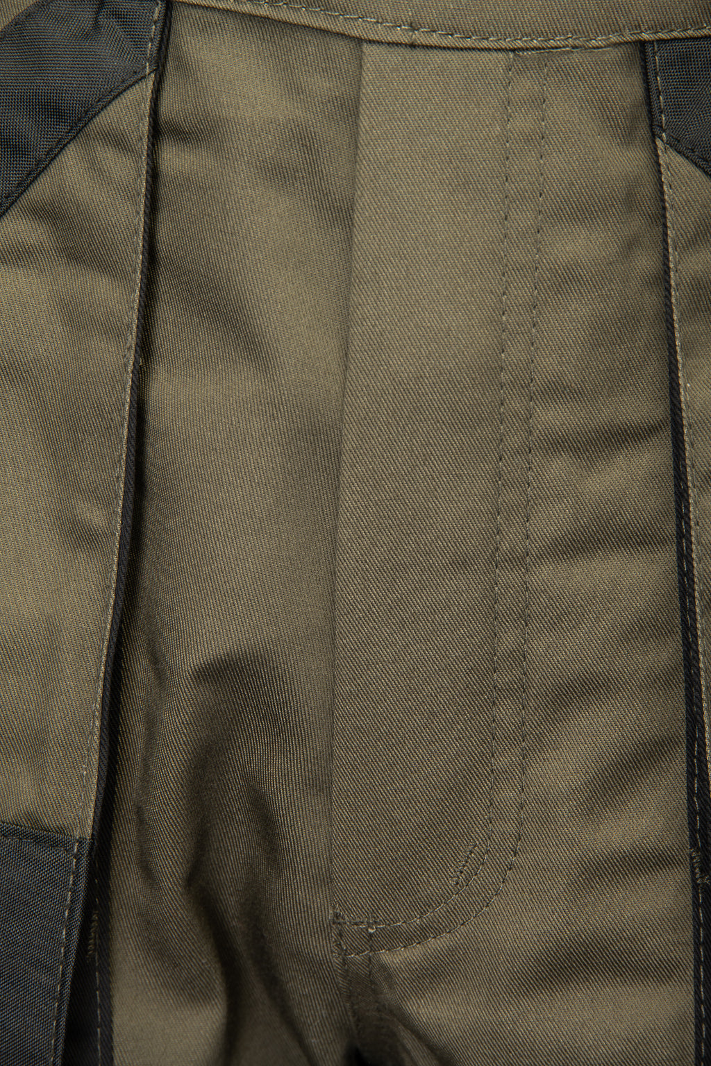 WAIST PANTS WITH DETACHABLE LEGS