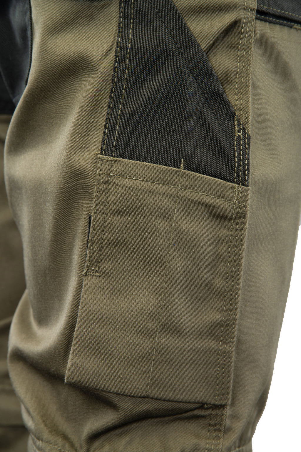 WAIST PANTS WITH DETACHABLE LEGS