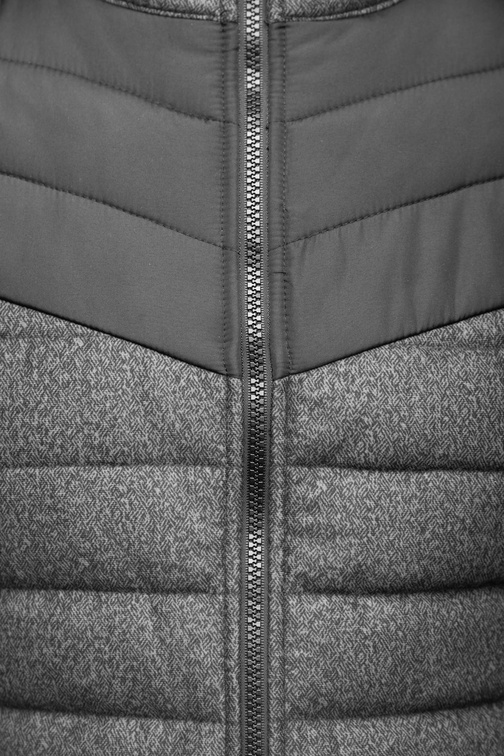 SEVEN KINGS TRAIL HYBRID JACKET BLACK