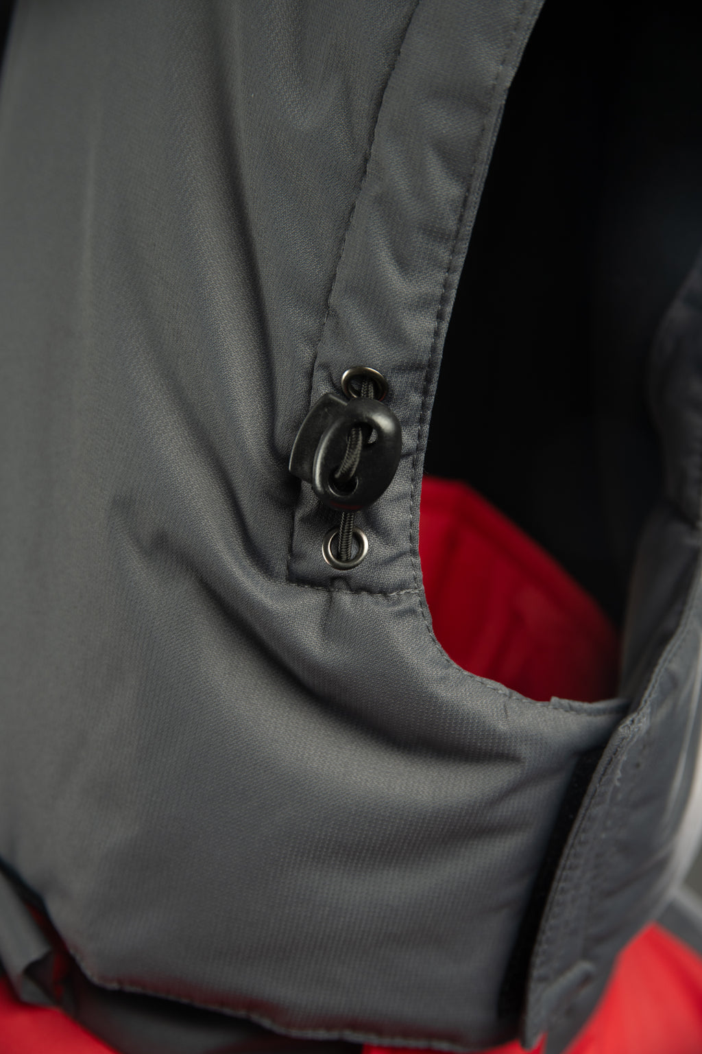 BENEFIT TORRO JACKET STEEL/RED