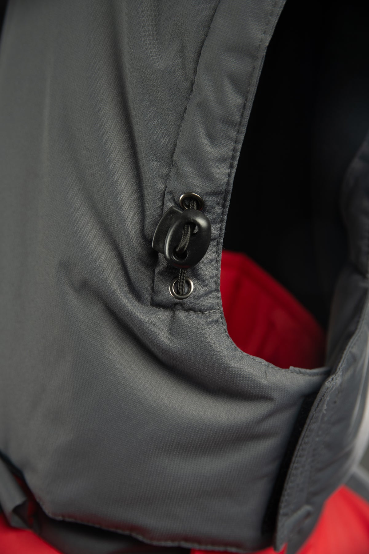 BENEFIT TORRO JACKET STEEL/RED