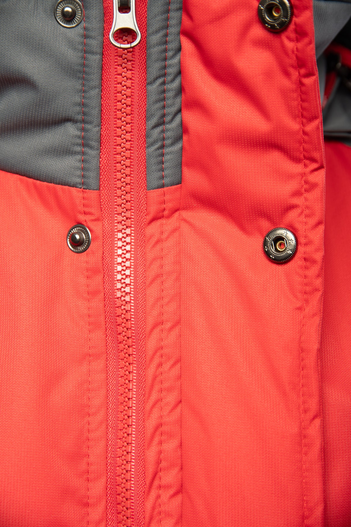 BENEFIT TORRO JACKET STEEL/RED