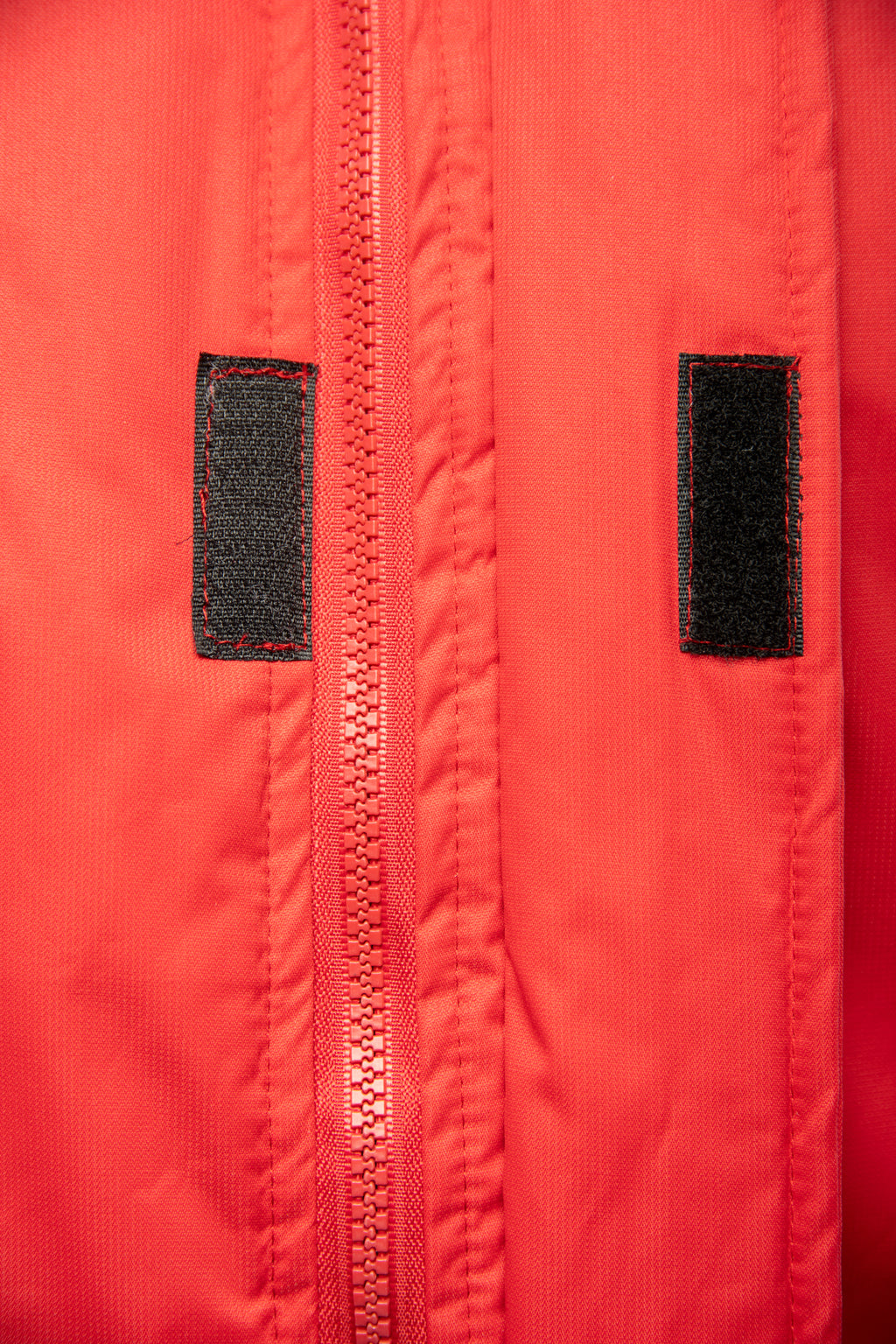 BENEFIT TORRO JACKET STEEL/RED