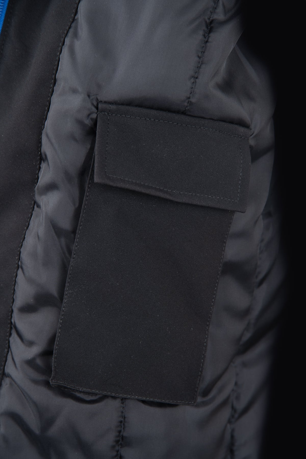 JACKETS SEVEN KINGS. (A8SO)
