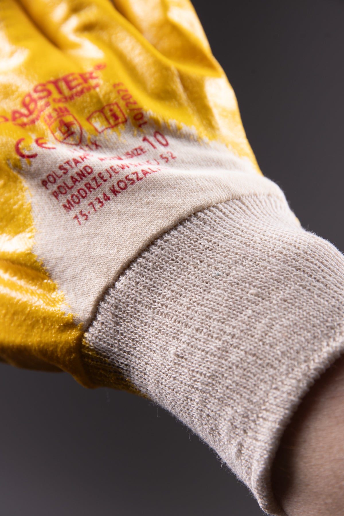DABSTER YELLOW NITRILE