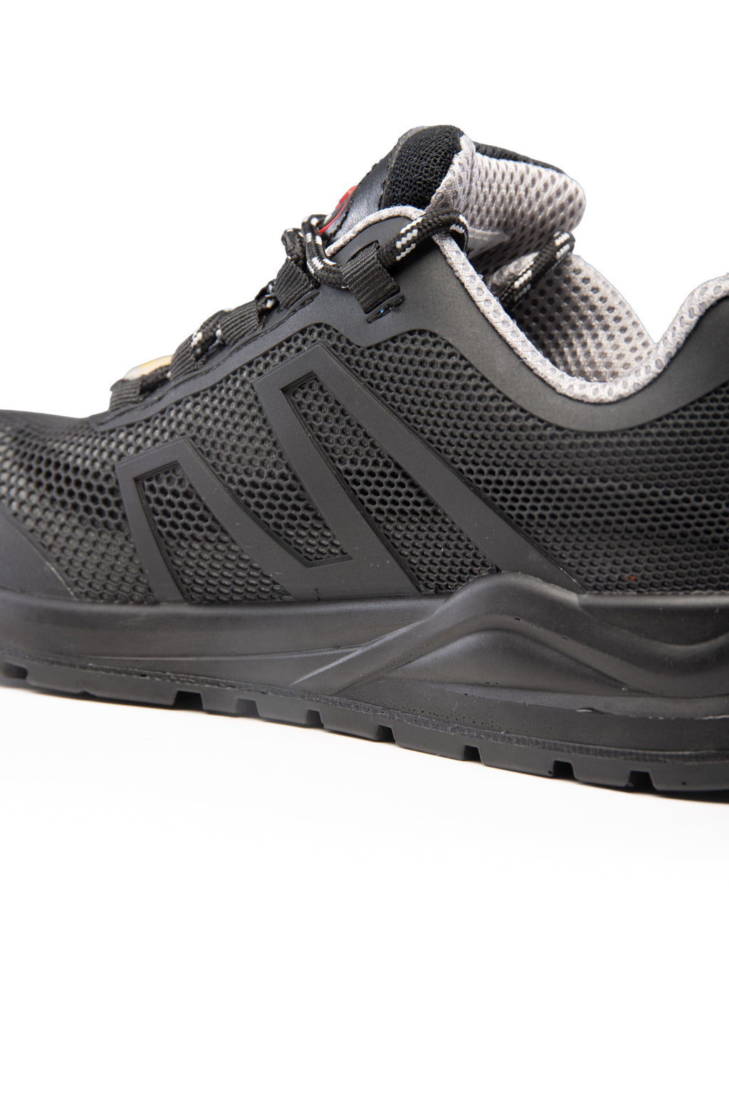 MAX-POPULAR LOW SHOE MXP AIR BLACK S1P ESD