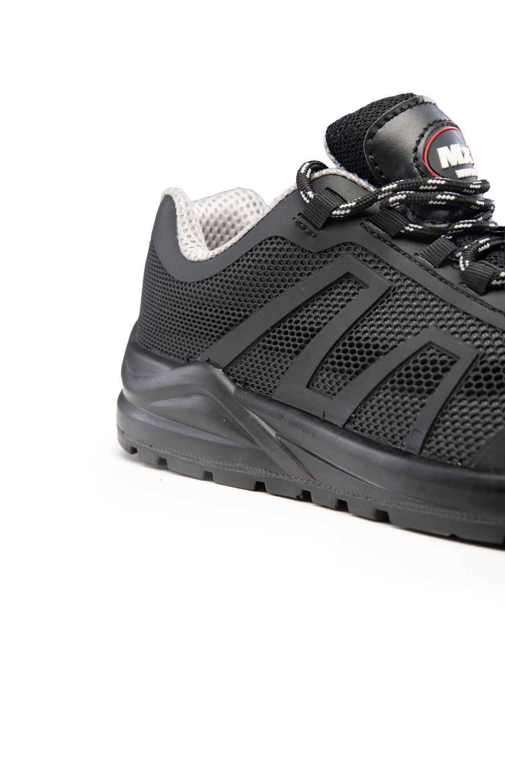 MAX-POPULAR LOW SHOE MXP AIR BLACK S1