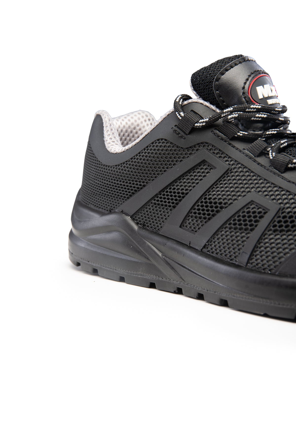 MAX-POPULAR LOW SHOE MXP AIR BLACK S1