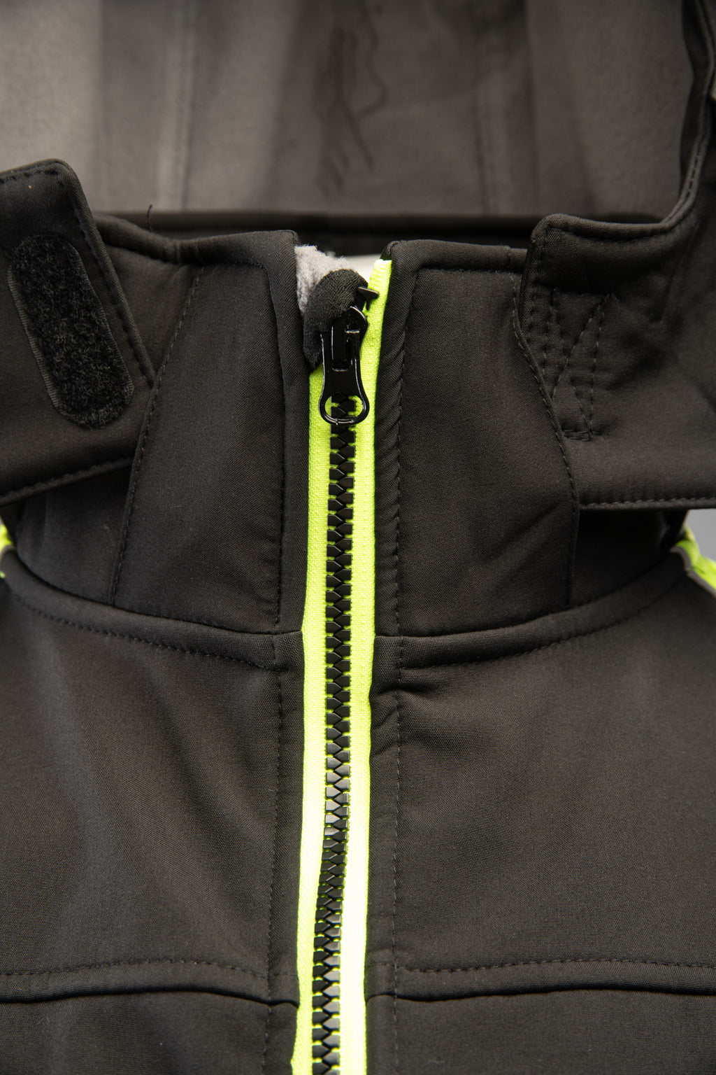 RIVAL VEST SOFTSHELL