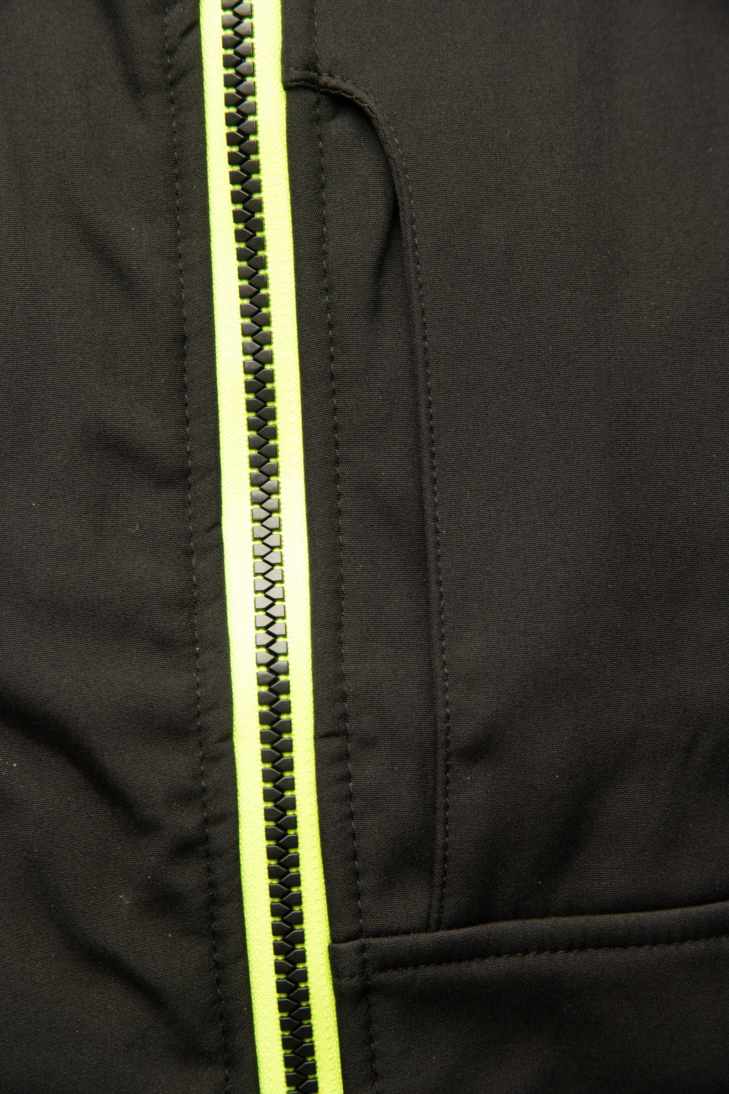 RIVAL VEST SOFTSHELL